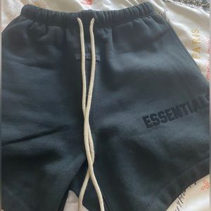 Dark navy blue essential shorts